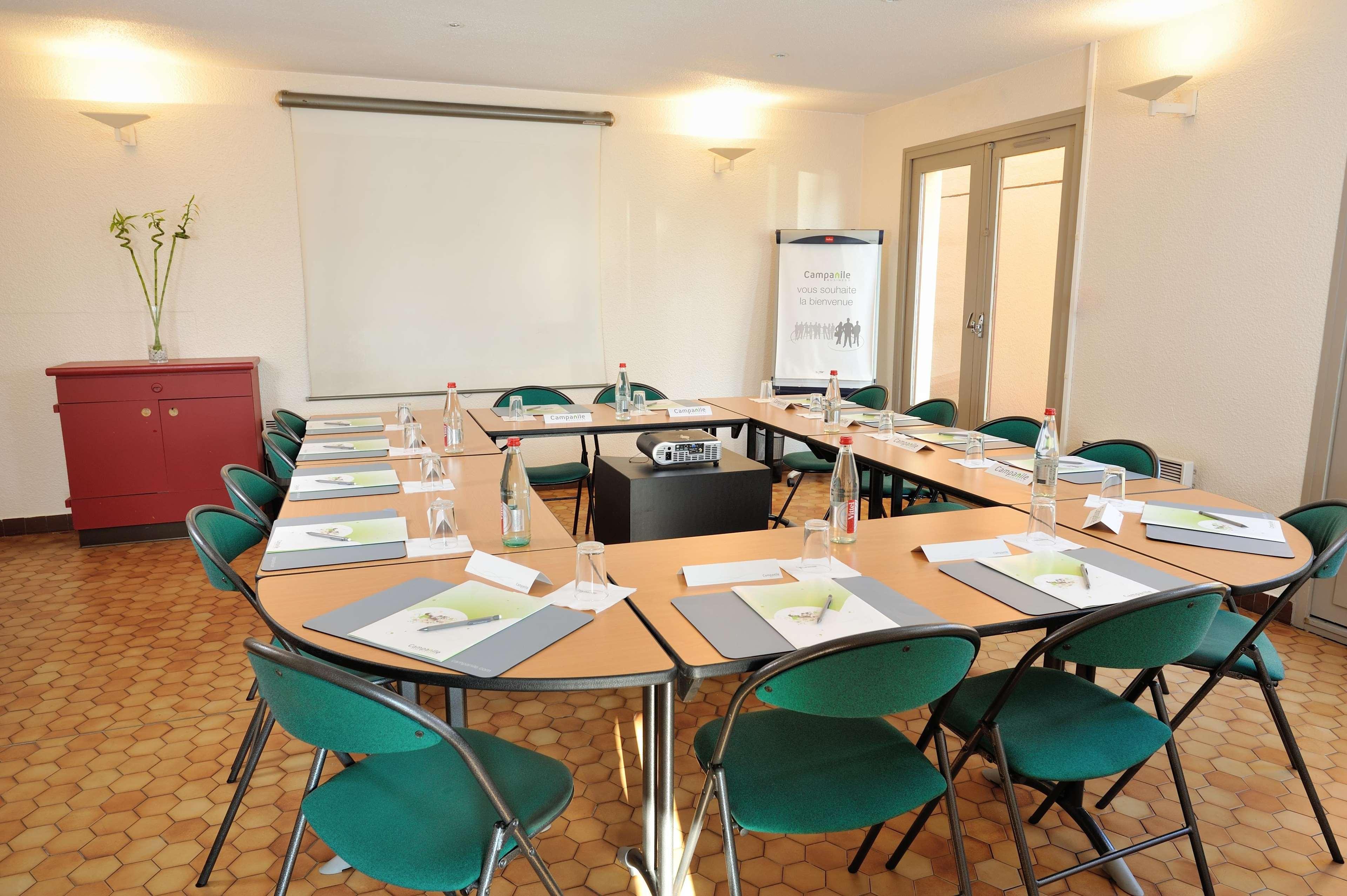 Ampaline Hotel - Perigueux Boulazac Bagian luar foto