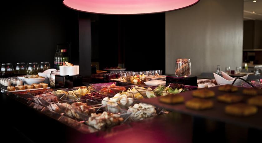 Ampaline Hotel - Perigueux Boulazac Bagian luar foto