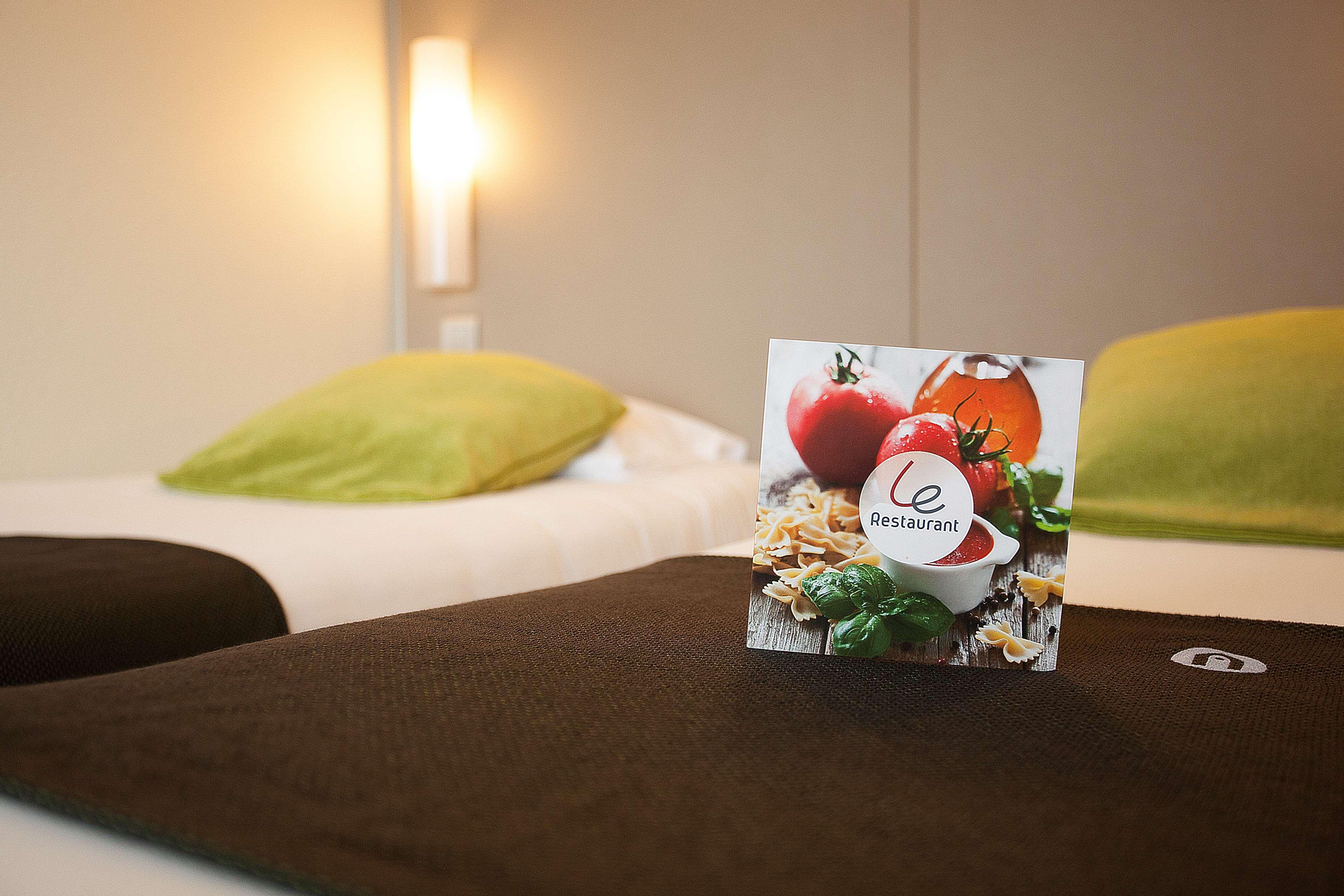 Ampaline Hotel - Perigueux Boulazac Bagian luar foto