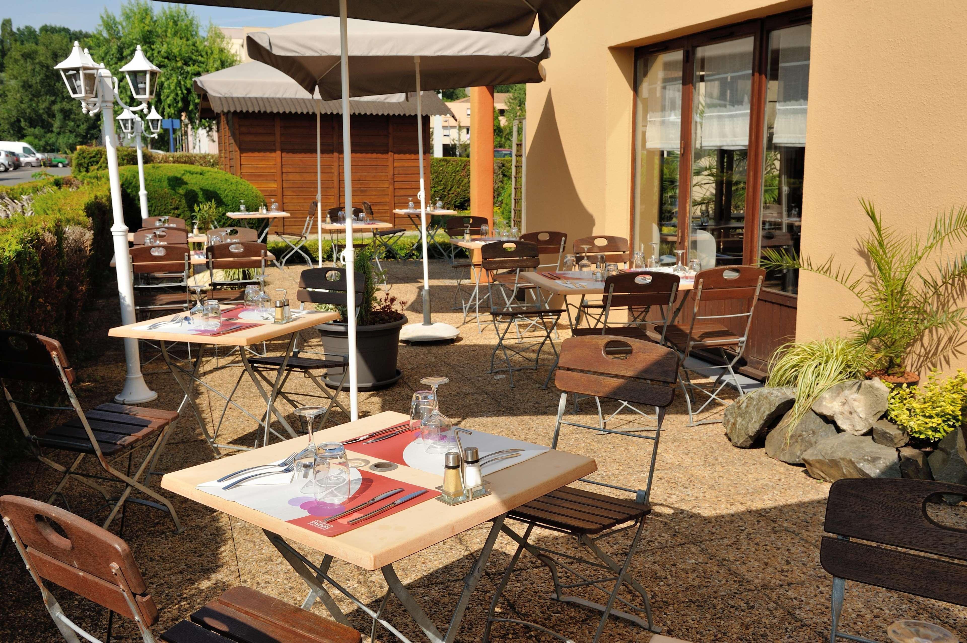 Ampaline Hotel - Perigueux Boulazac Bagian luar foto